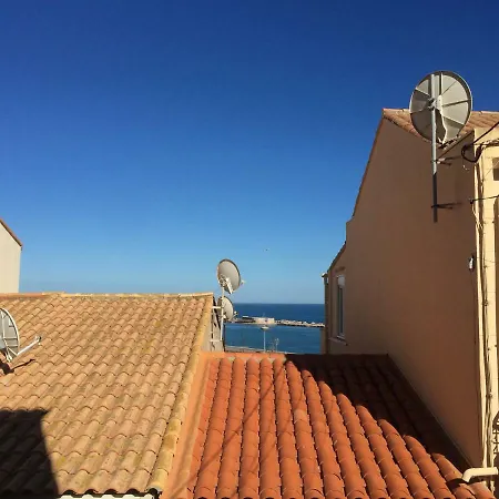 Apartment 11 Rue Jean Robert Pinet